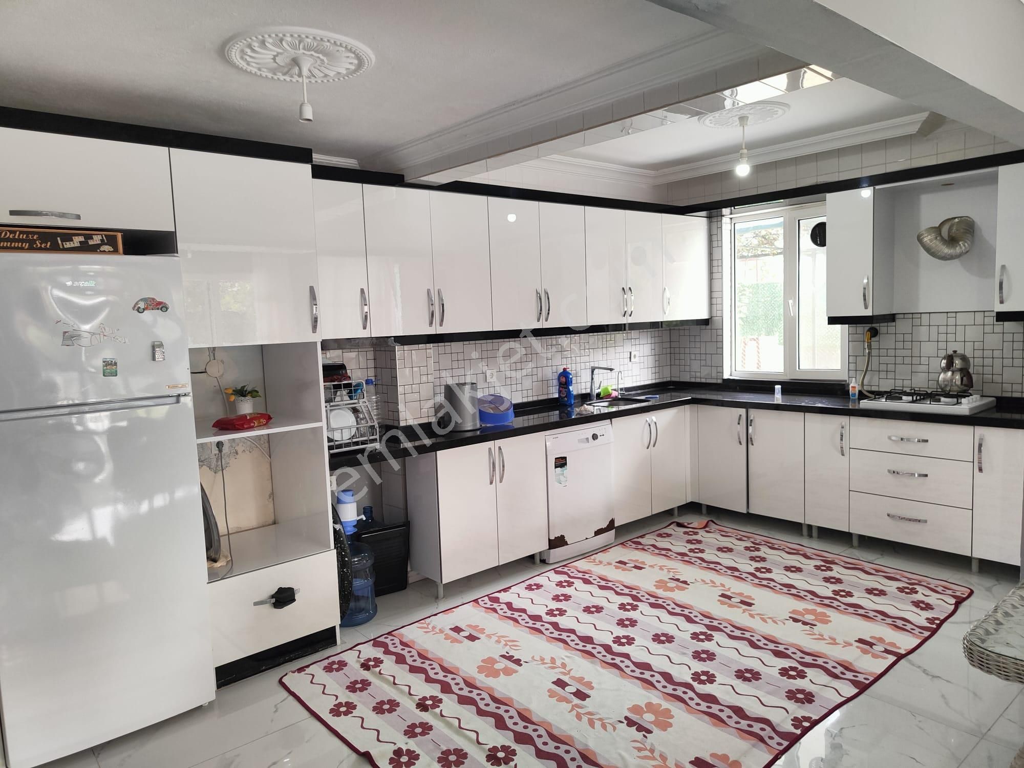 Tekirdağ Yeniçiftlik De Havuzlu 700 M2 Arsalı Muhteşem Mülk - Görsel 22