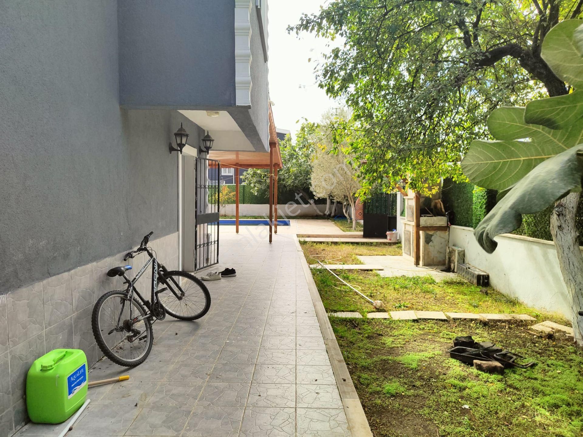 Tekirdağ Yeniçiftlik De Havuzlu 700 M2 Arsalı Muhteşem Mülk - Görsel 7