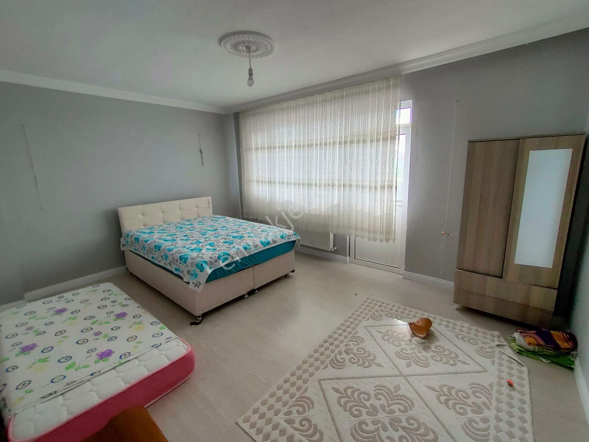 Tekirdağ Yeniçiftlik De Havuzlu 700 M2 Arsalı Muhteşem Mülk - Görsel 28