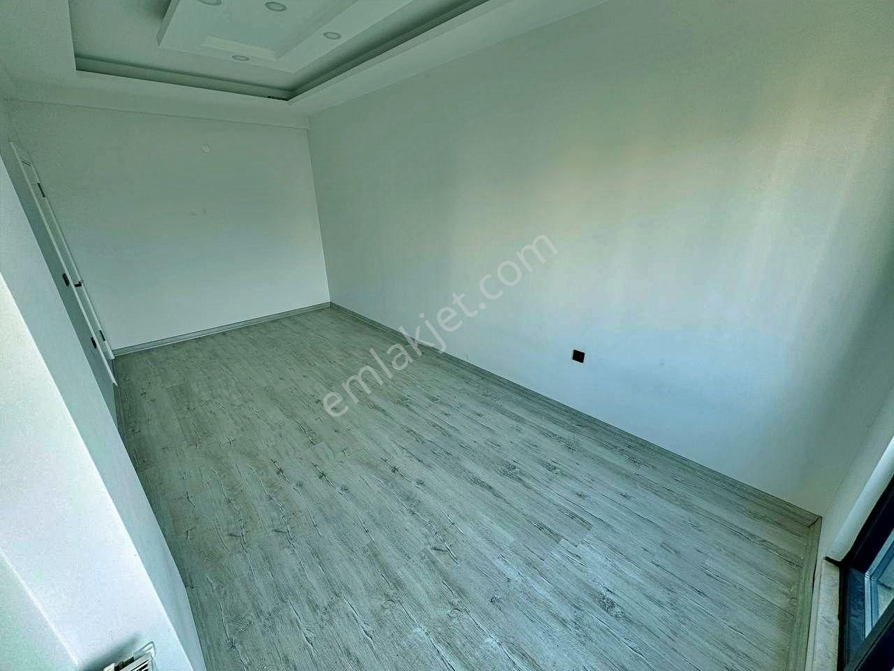 Uytundan Kadıköyde Site İçersinde Doğalgazlı Geniş Lüx 3+1 Daire - Görsel 14