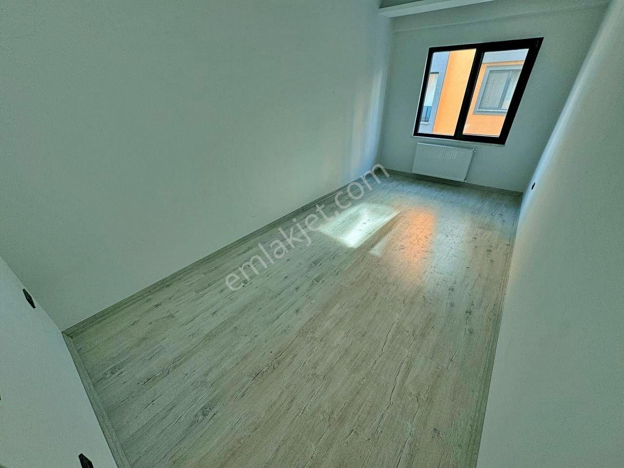 Uytundan Kadıköyde Site İçersinde Doğalgazlı Geniş Lüx 3+1 Daire - Görsel 15