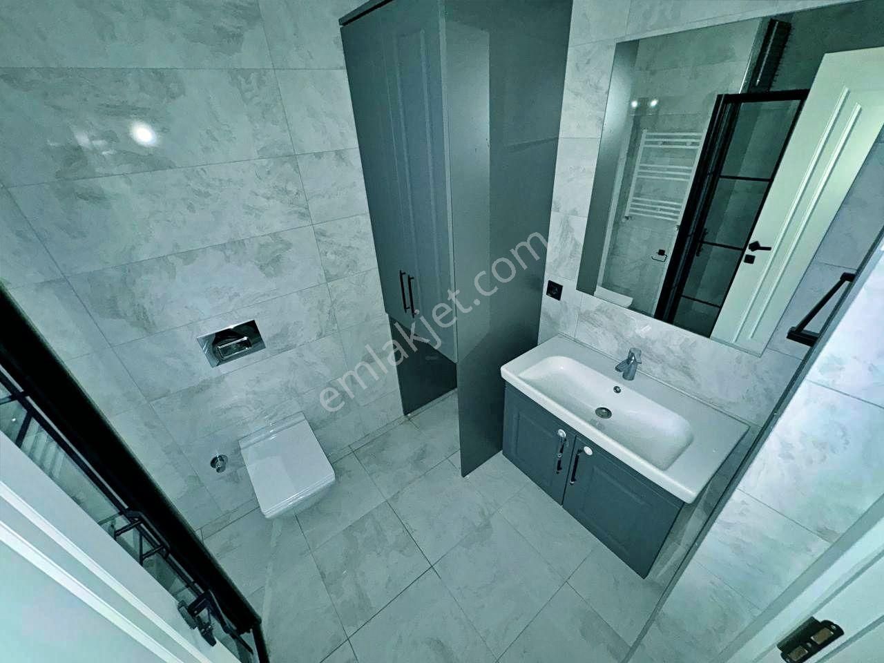 Uytundan Kadıköyde Site İçersinde Doğalgazlı Geniş Lüx 3+1 Daire - Görsel 18