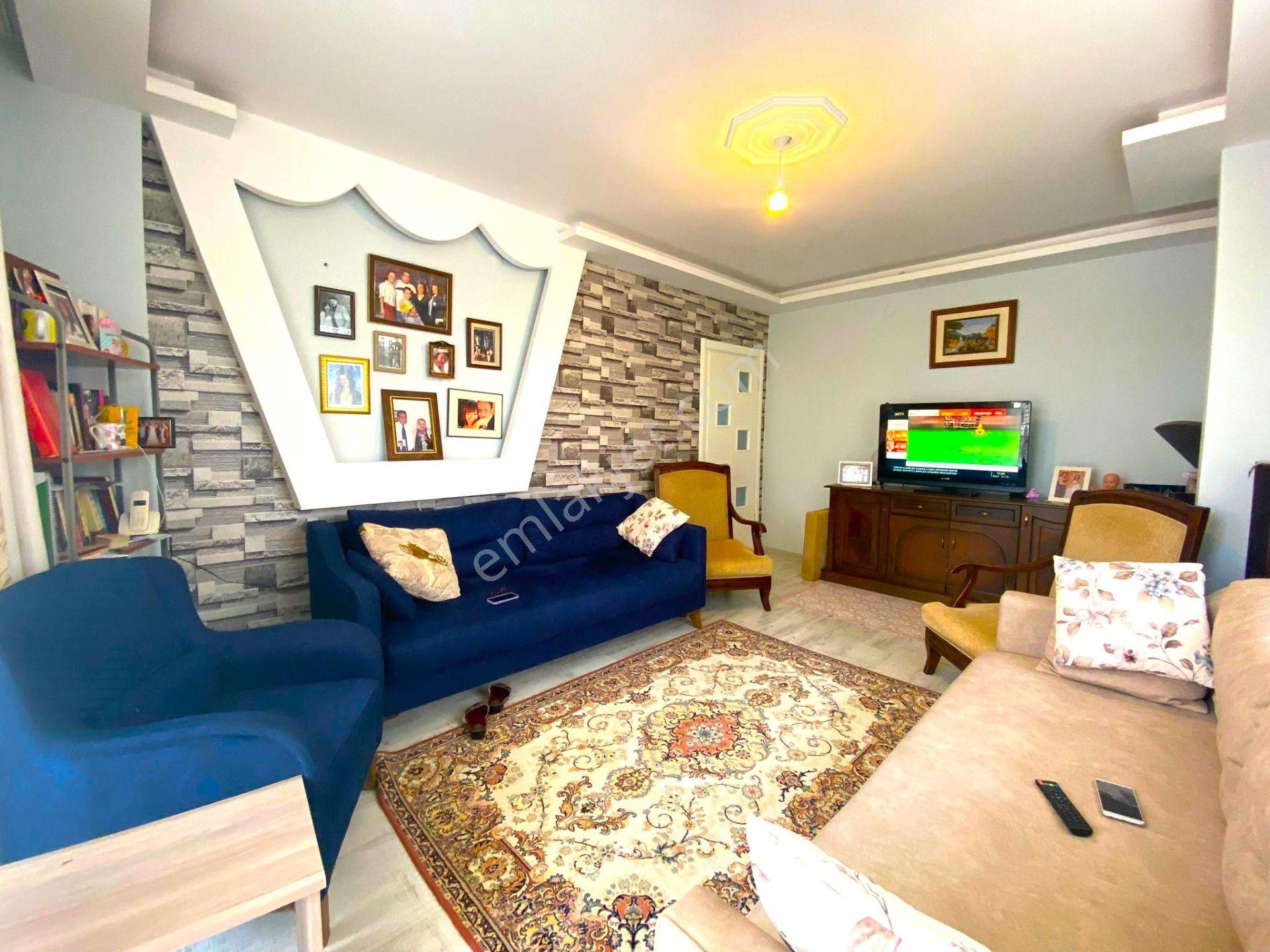 𝄞melodi'den Altınkum'da Kiracısı Hazır Ayrı Mutfaklı Yeşil Alan Konseptte Genç Binada 2+1 Daire - Görsel 3