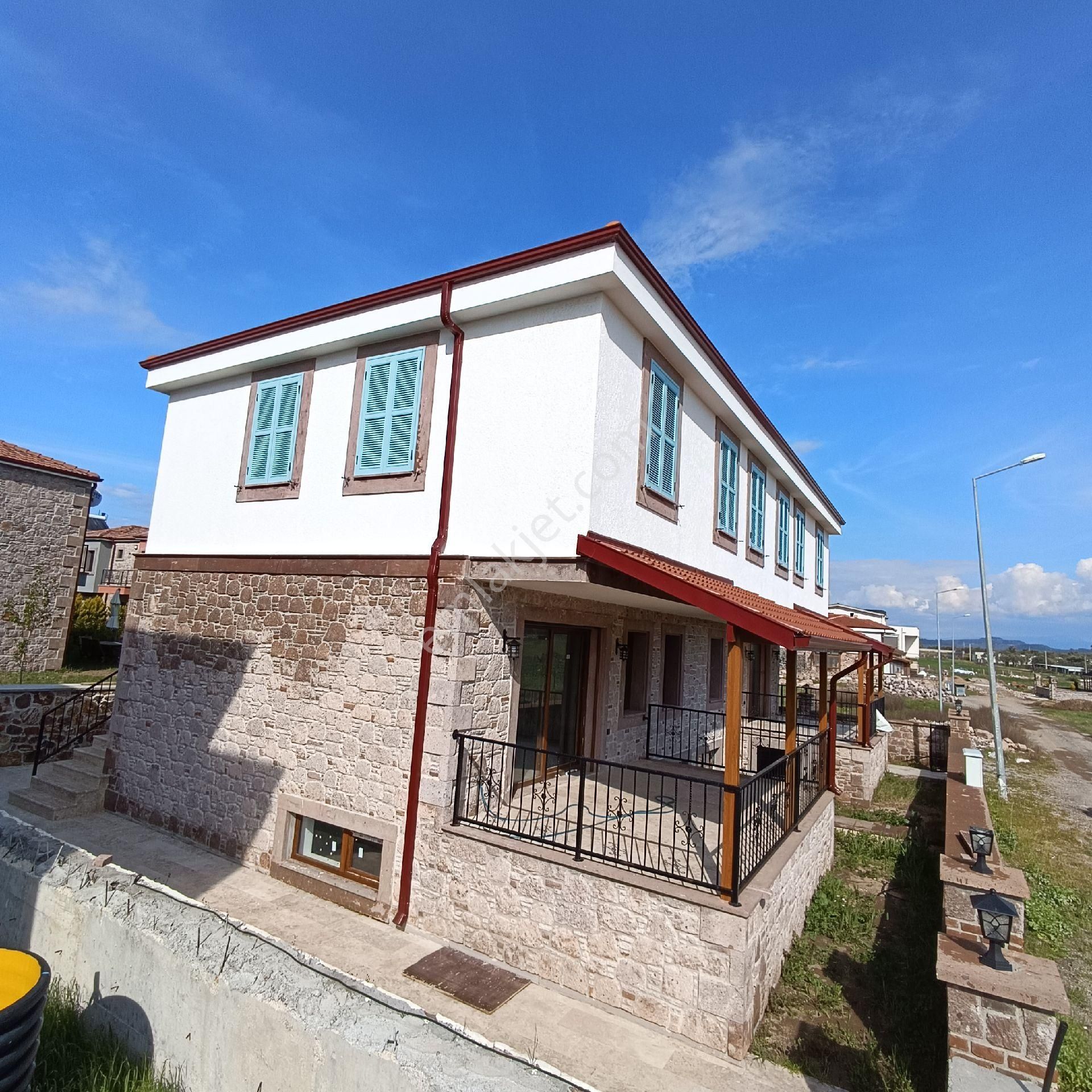 Taş Emlak'tan Küçükköyde 5+1 Sıfır Villalar - Görsel 4