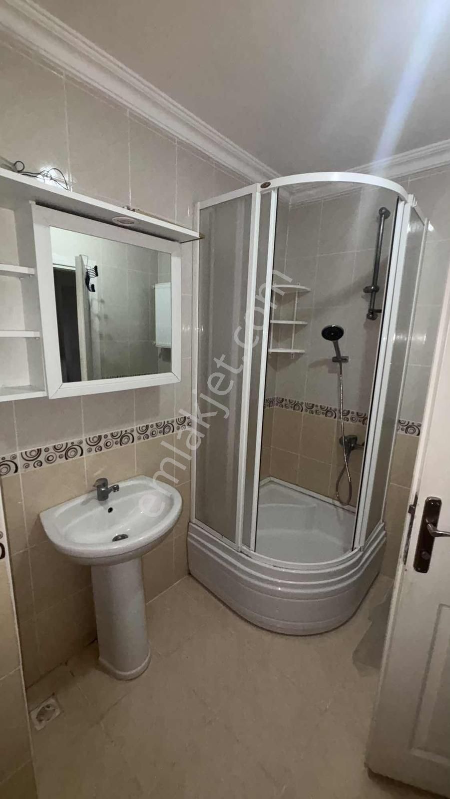 Reha Medin Den Finans Merkezine Komşu Çamlık Evlerin De 2+1 - Görsel 8