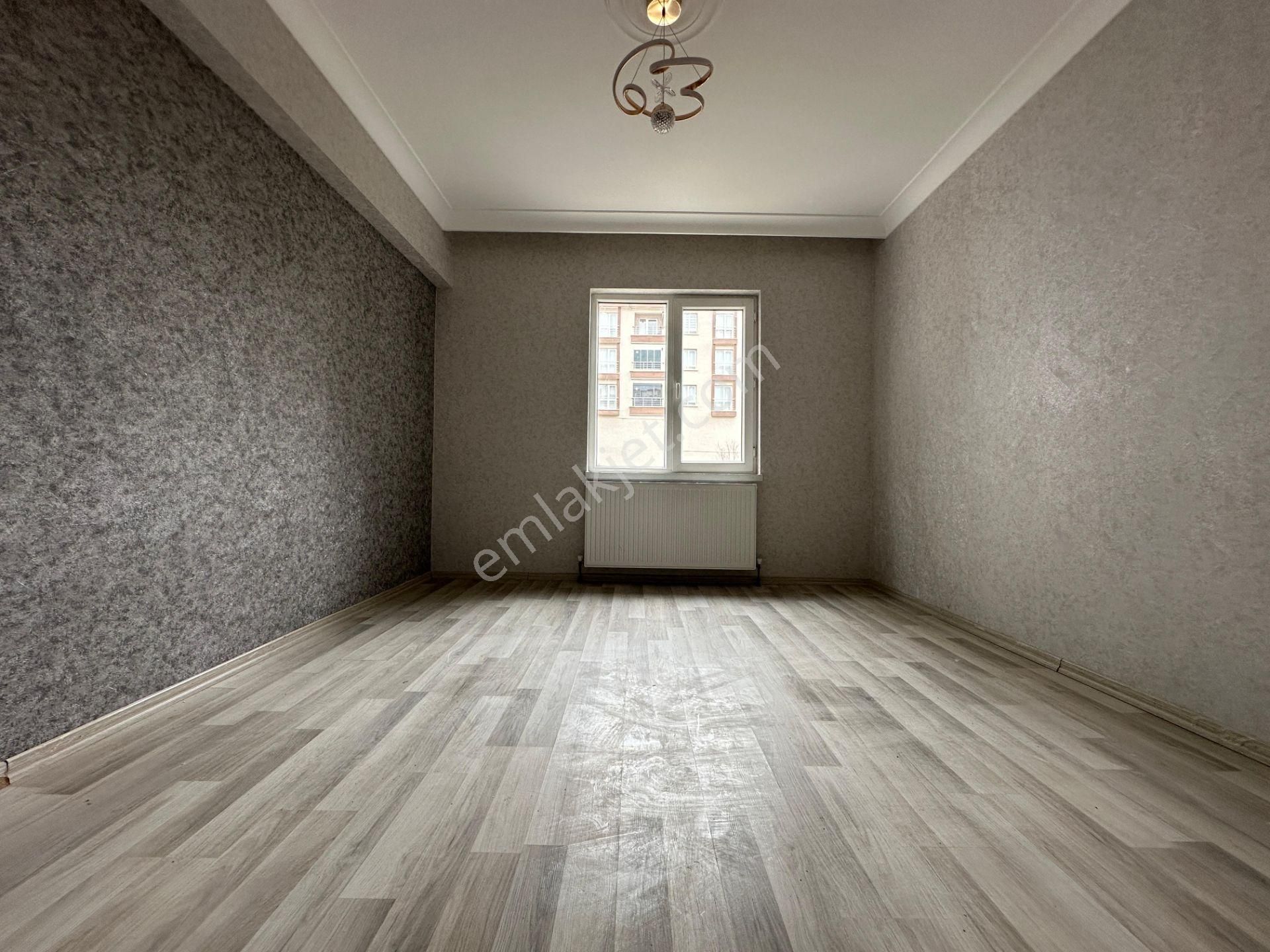 Keçiören'de Kat Konumlu Acil Satılık Full Yapılı Geniş 3+1 Daire - Görsel 28