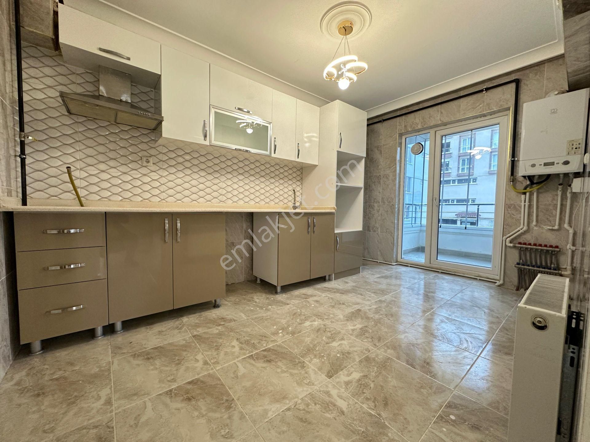 Keçiören'de Kat Konumlu Acil Satılık Full Yapılı Geniş 3+1 Daire - Görsel 2