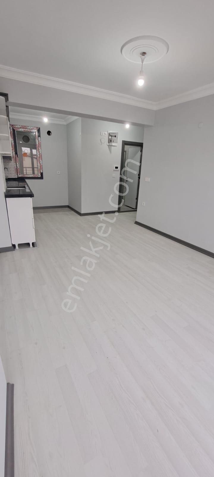 Toprak İnşaat...1 Yıllık Binada 1+1 Balkonlu Ulaşıma Sıfır!!! - Görsel 8