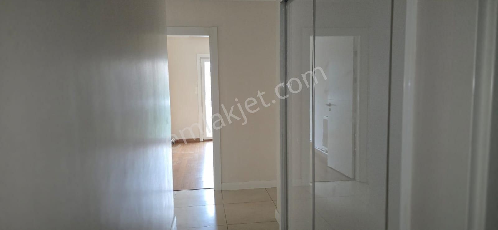 Ispartakule Avrupa Konutları 3 Satılık 3+1 Daire Boş - Görsel 26