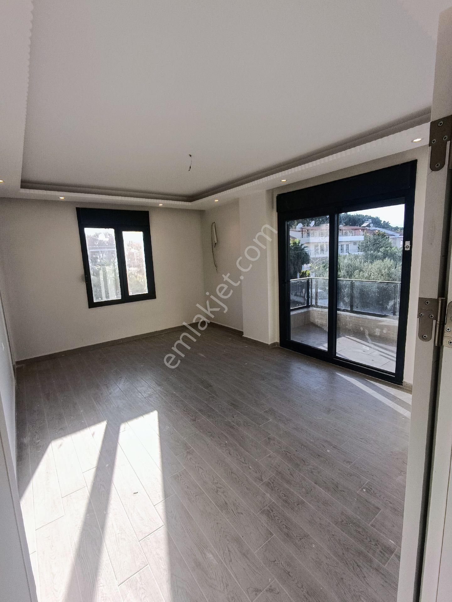 Taş Emlak'tan Sarımsaklıda Merkezi Konumda Sıfır Villa - Görsel 31