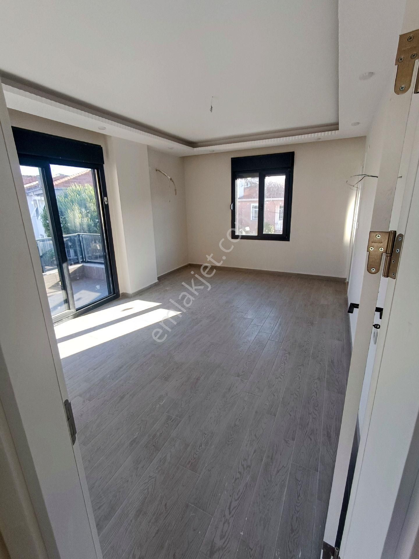 Taş Emlak'tan Sarımsaklıda Merkezi Konumda Sıfır Villa - Görsel 15