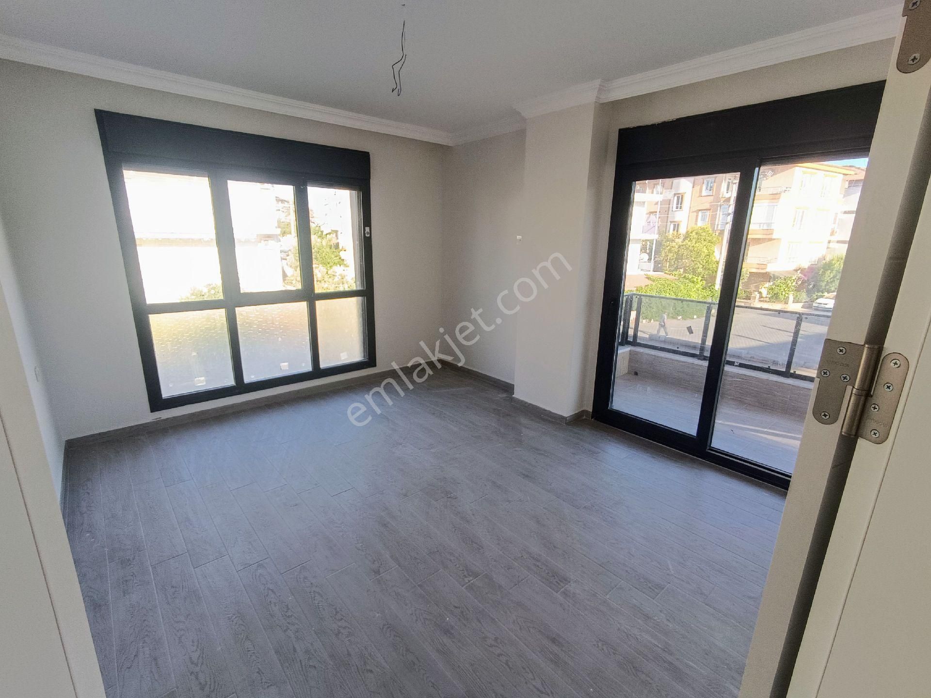 Taş Emlak'tan Sarımsaklıda Merkezi Konumda Sıfır Villa - Görsel 34