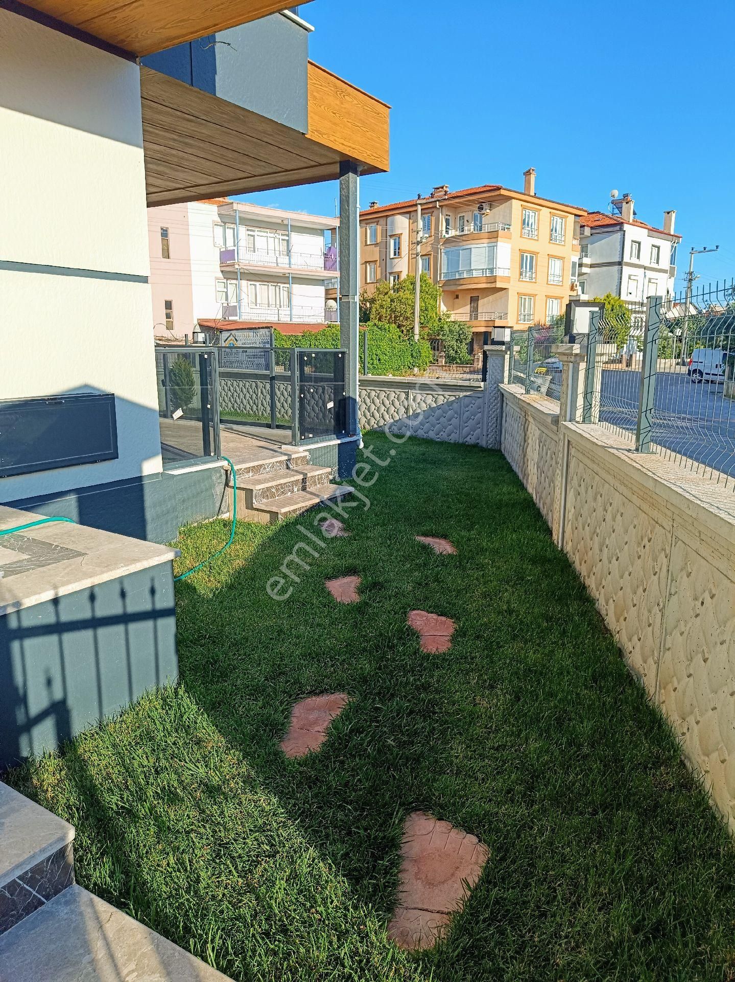 Taş Emlak'tan Sarımsaklıda Merkezi Konumda Sıfır Villa - Görsel 21