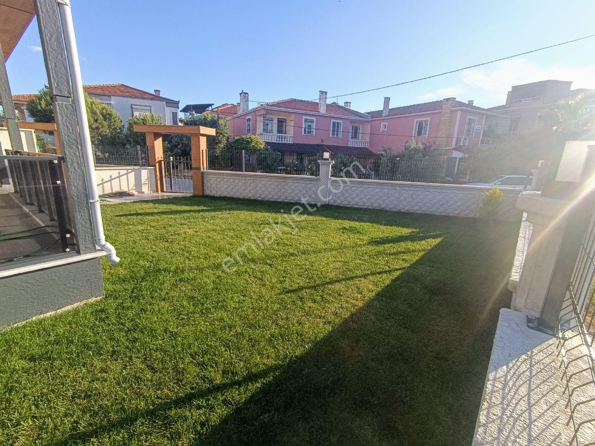 Taş Emlak'tan Sarımsaklıda Merkezi Konumda Sıfır Villa - Görsel 23
