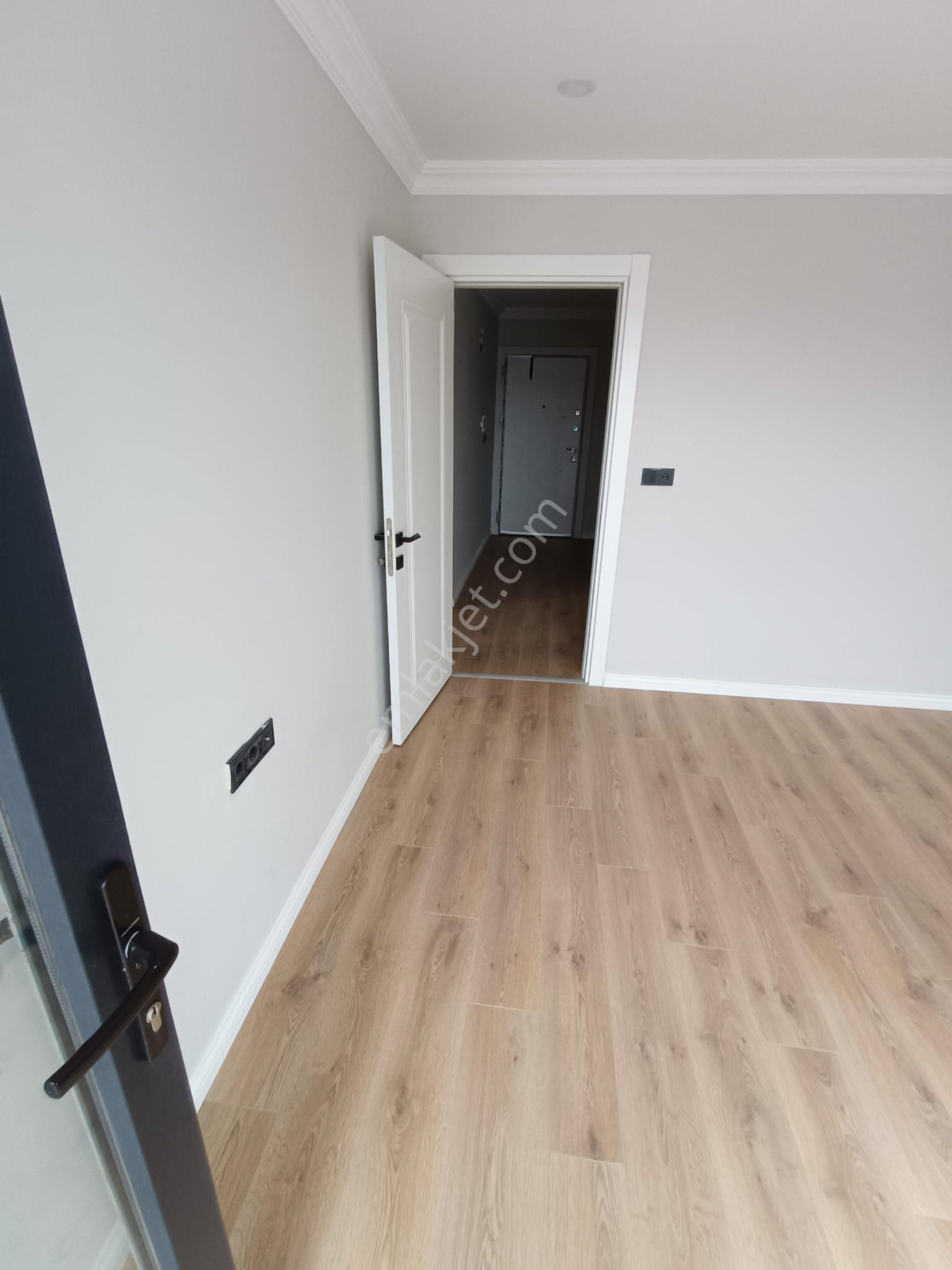 Vatan Caddesi Üzerinde Kiralık Dubleks Daire - Görsel 2