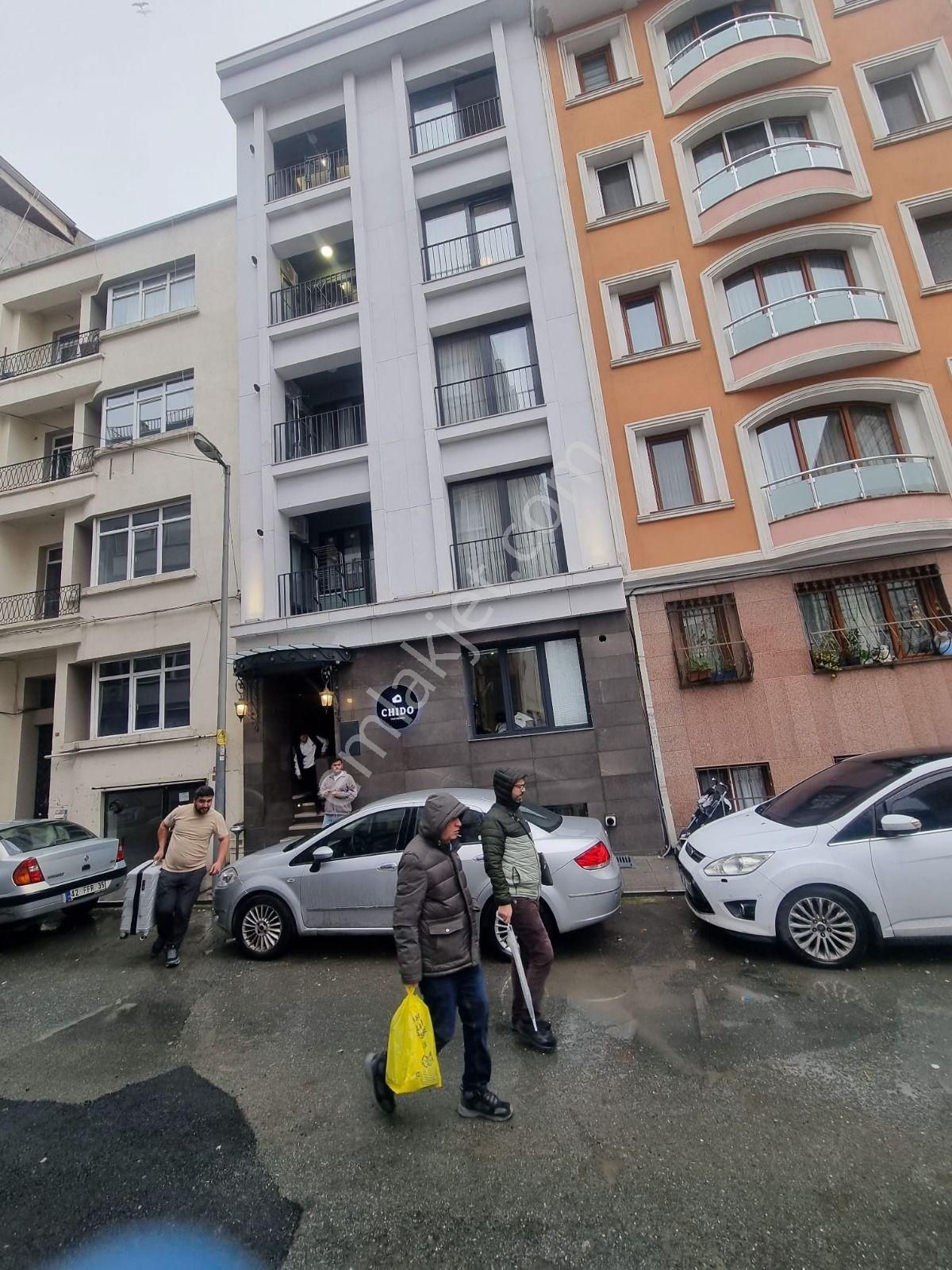 Şişli Hanımefendi Sokak Başında Satılık 5 Katlı Bina - Görsel 15