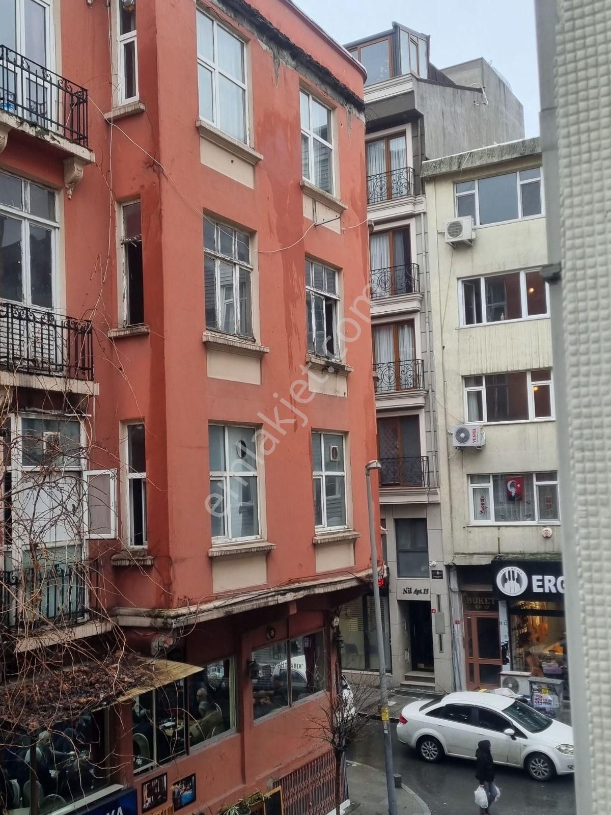 Şişli Hanımefendi Sokak Başında Satılık 5 Katlı Bina - Görsel 5