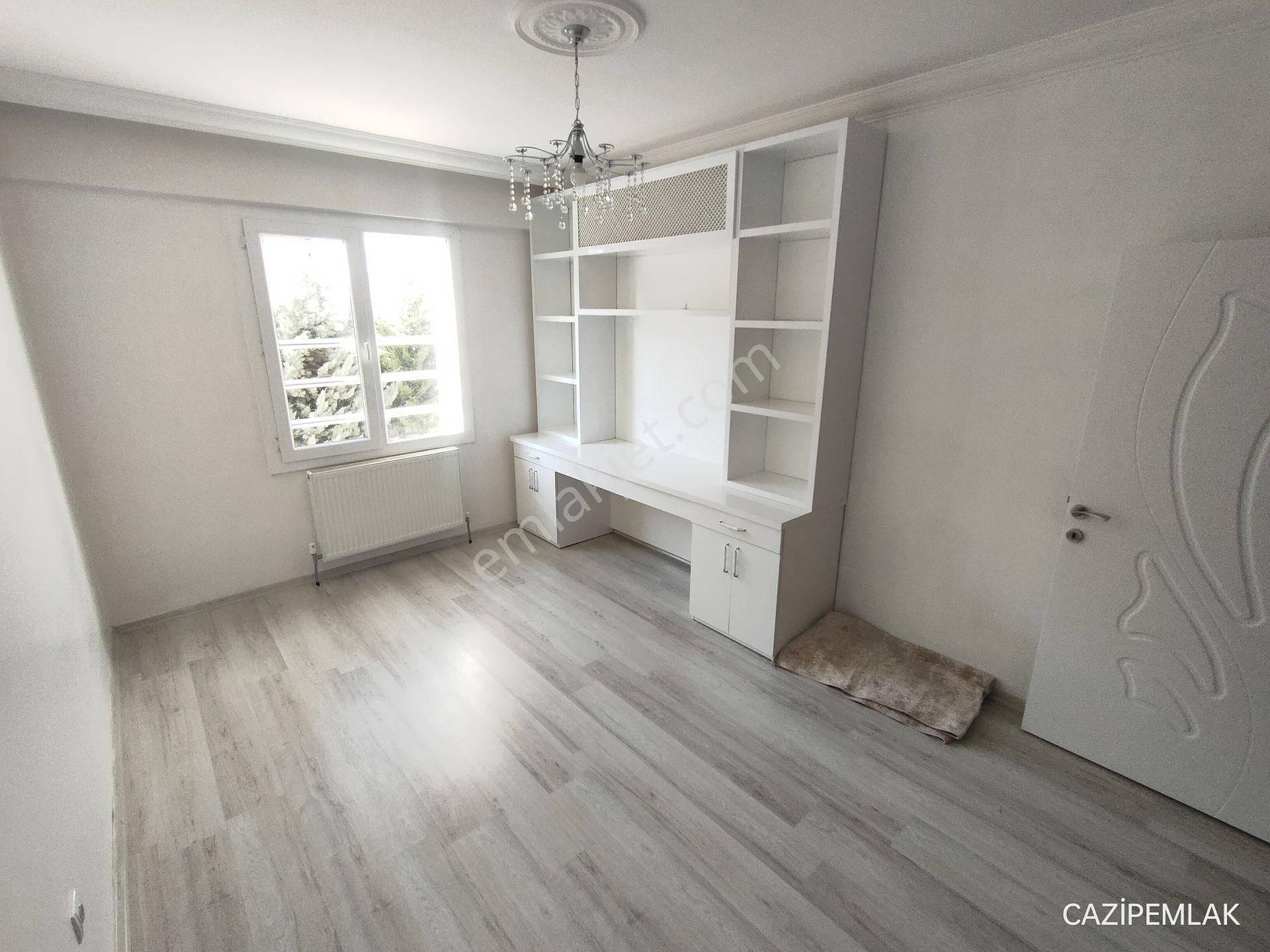 Cazip'ten Hast. Yolu Üzeri Döş Petrol Karşısı 4+1+kiler+ç.b - Görsel 25