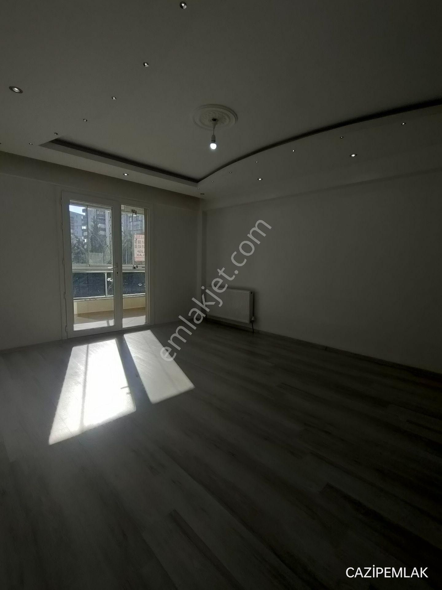 Cazip'ten Hast. Yolu Üzeri Döş Petrol Karşısı 4+1+kiler+ç.b - Görsel 15