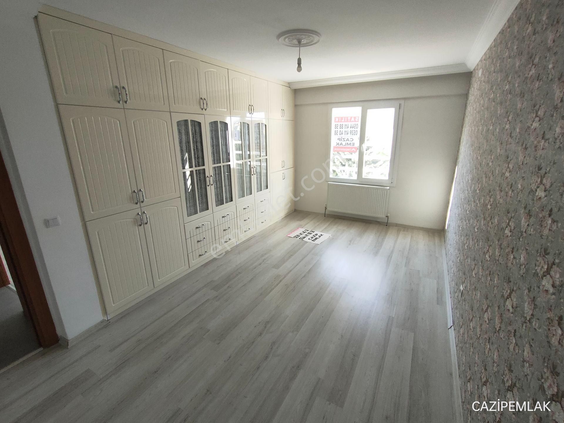 Cazip'ten Hast. Yolu Üzeri Döş Petrol Karşısı 4+1+kiler+ç.b - Görsel 27