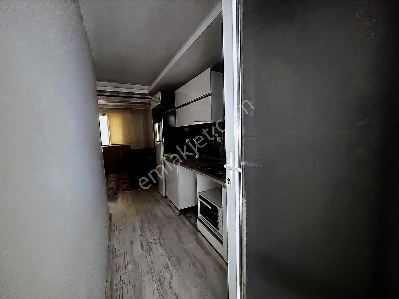 Menemen Merkezde 1+1 Kiralık Daire - Görsel 15