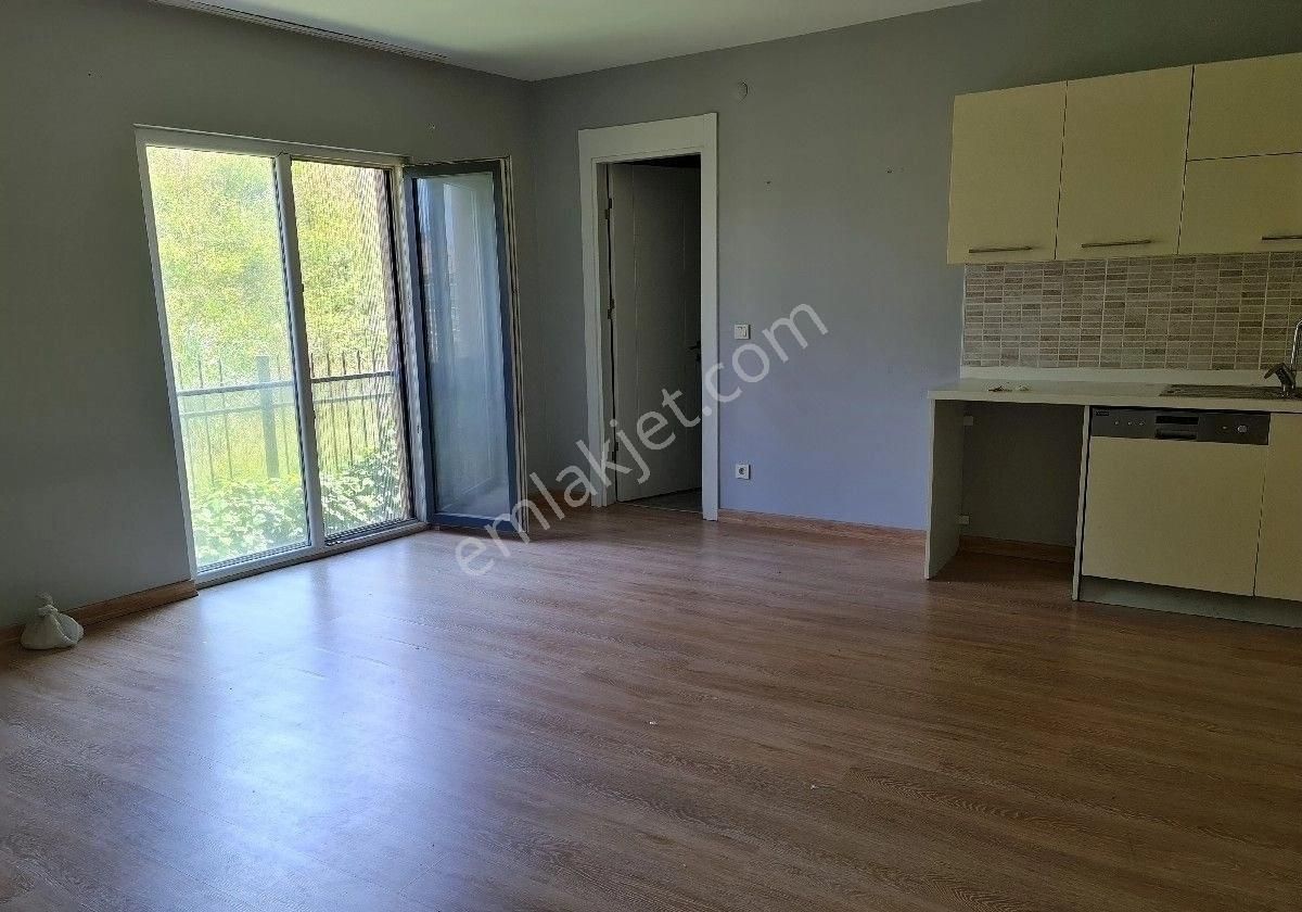 Sarıyer Zekeriyaköy Siteler Bölgesi Satlik 1+1 Daire - Görsel 7