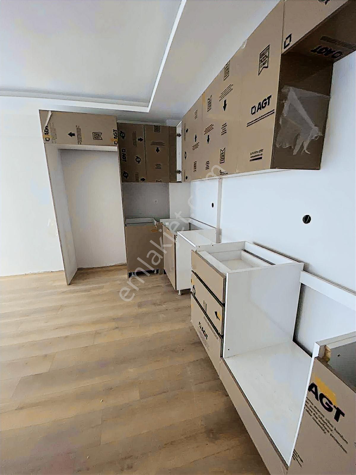 Ayrancı Mah. Sıfır Bina Da Arakatta 1+1 Satılık Daire - Görsel 4