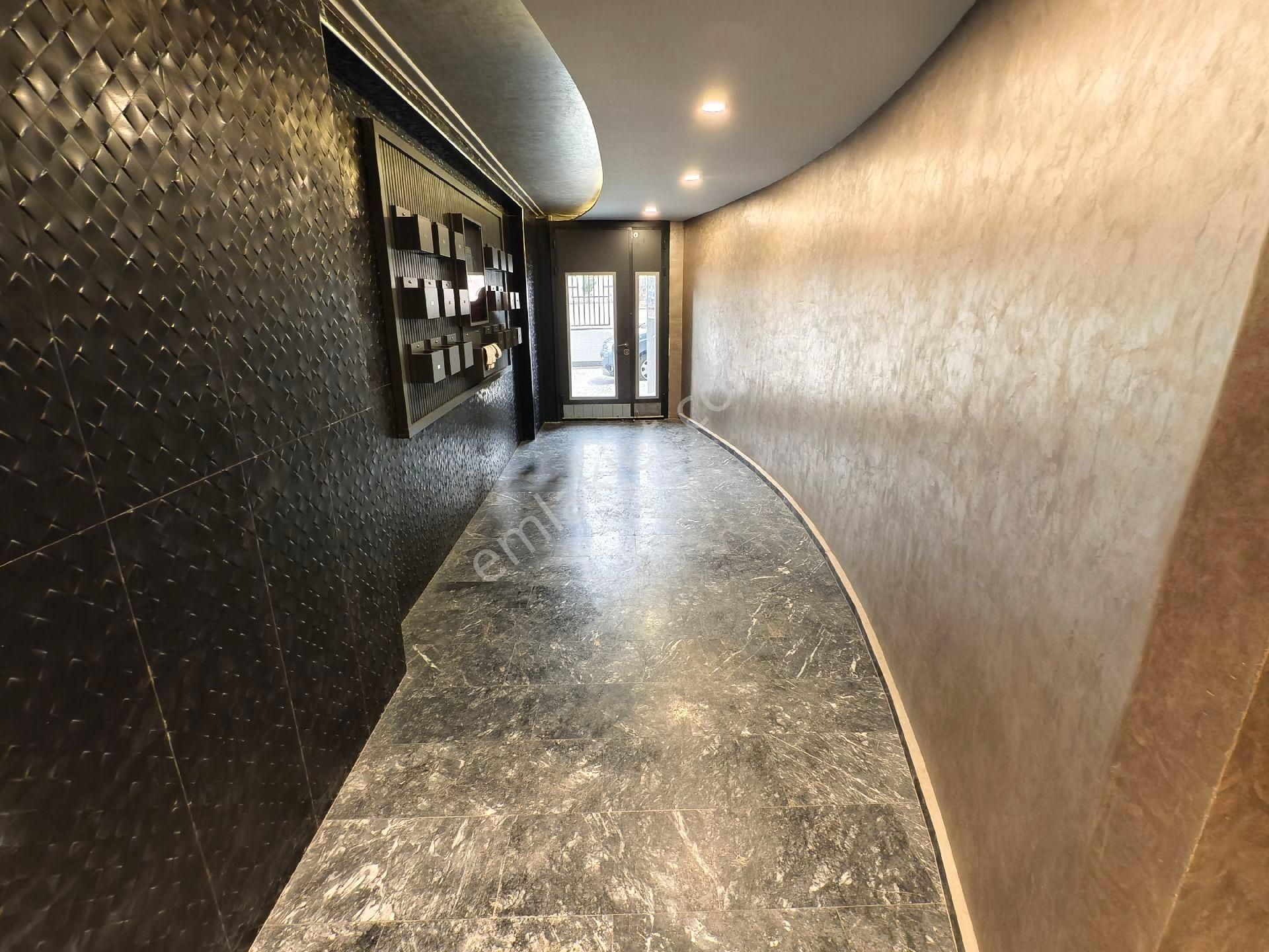 Pera'dan Gültepe Mah Gayretli Sk. Sıfır Eşyalı 1+1 Kiralık Daire - Görsel 3