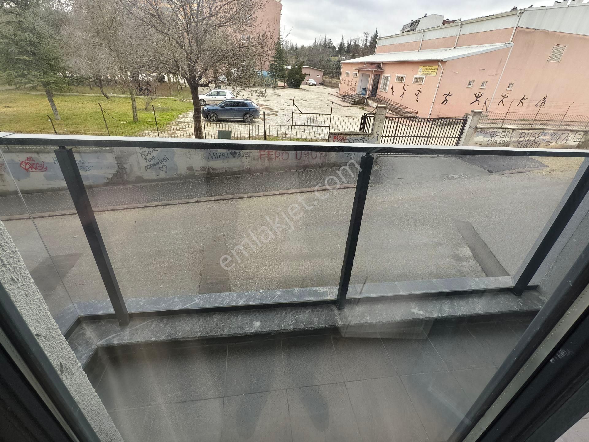 Pera'dan Gültepe Mah Gayretli Sk. Sıfır Eşyalı 1+1 Kiralık Daire - Görsel 14