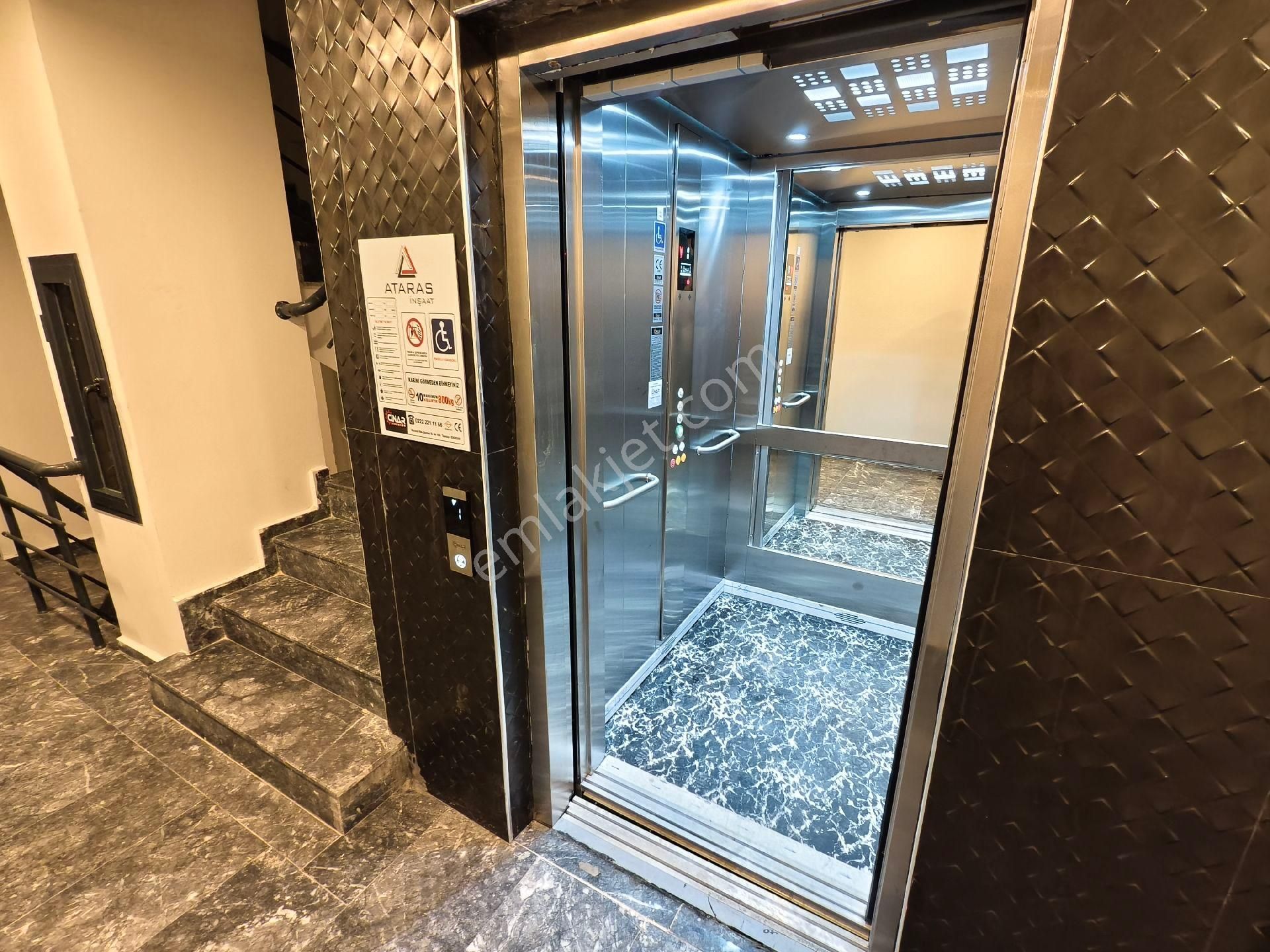 Pera'dan Gültepe Mah Gayretli Sk. Sıfır Eşyalı 1+1 Kiralık Daire - Görsel 6