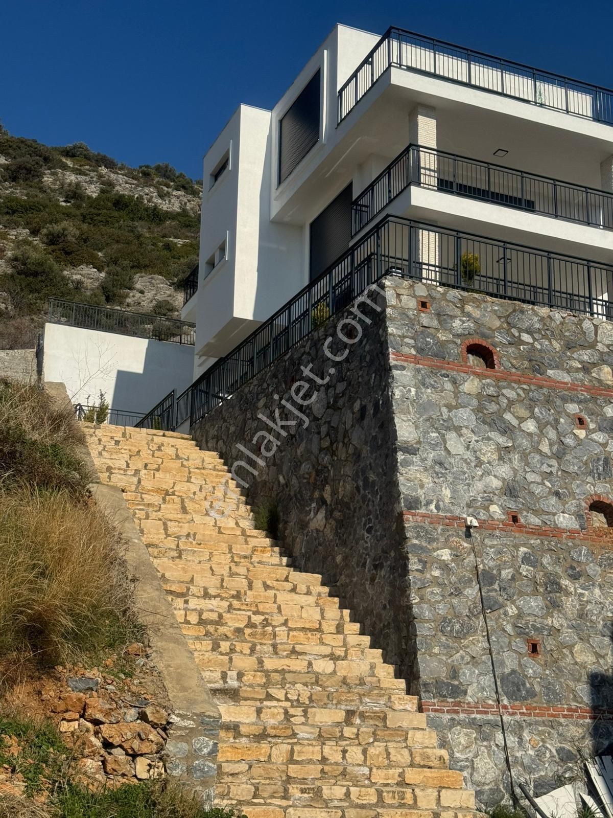 Kuşadası Yavansuda 6 Artı 2 Sıfır Deniz Manzaralı Özel Havuzluvilla - Görsel 3