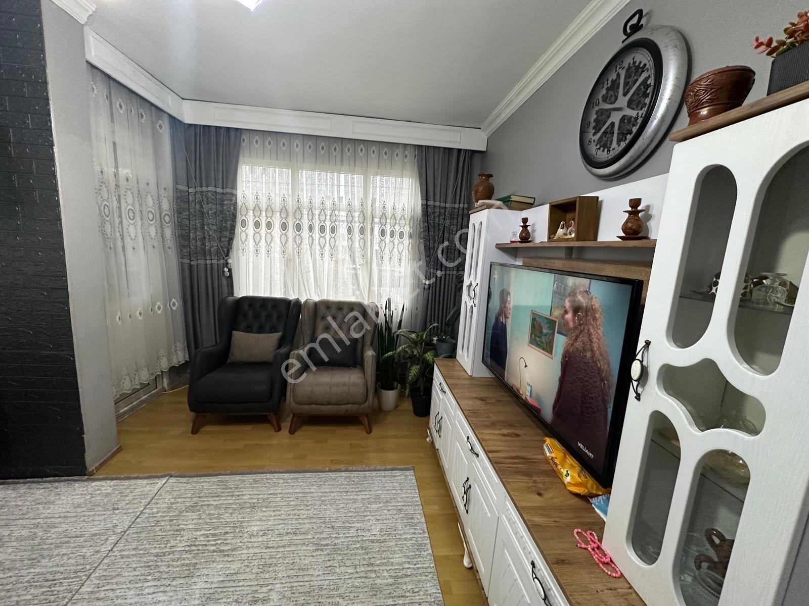 Esenler Birlik Mahallesinde 2+1 Satılık Daire - Görsel 4