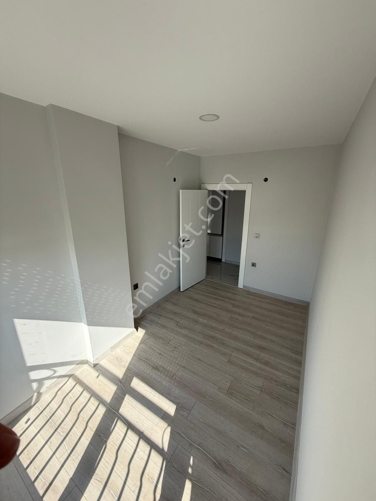 Demirel Mahallesi 3+1 Kat Seçenekli Herşeyi Ayrı Asansörlü Daire - Görsel 8