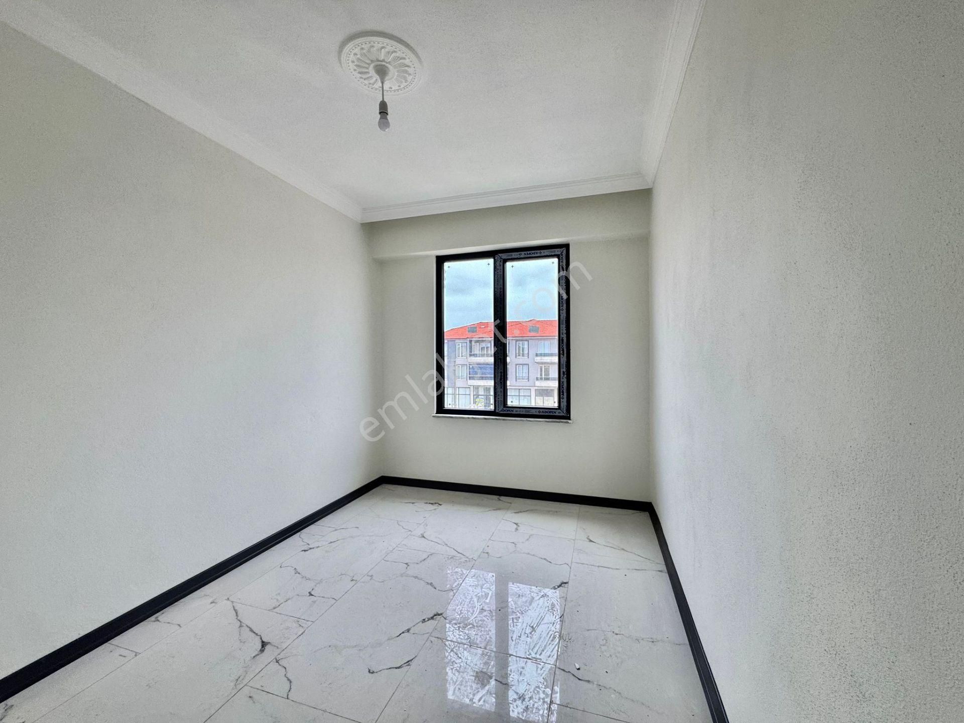 Karasu'da Sıfır, Geniş 2+1 Satılık Daire Kullanışlı Peyzaj Alanı - Görsel 10