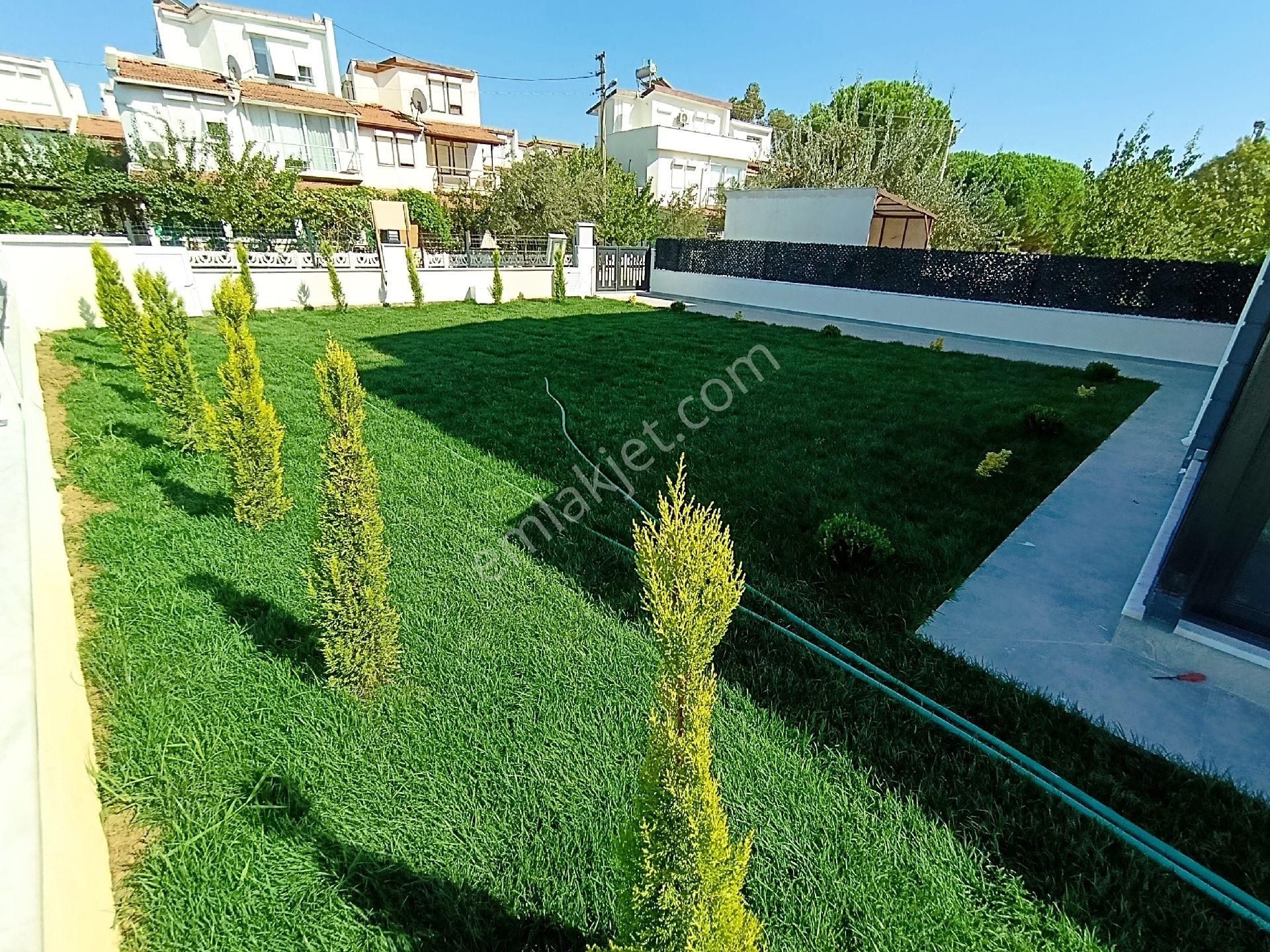 Taş Emlak'tan Geniş Bahçeli Sıfır Villa - Görsel 11