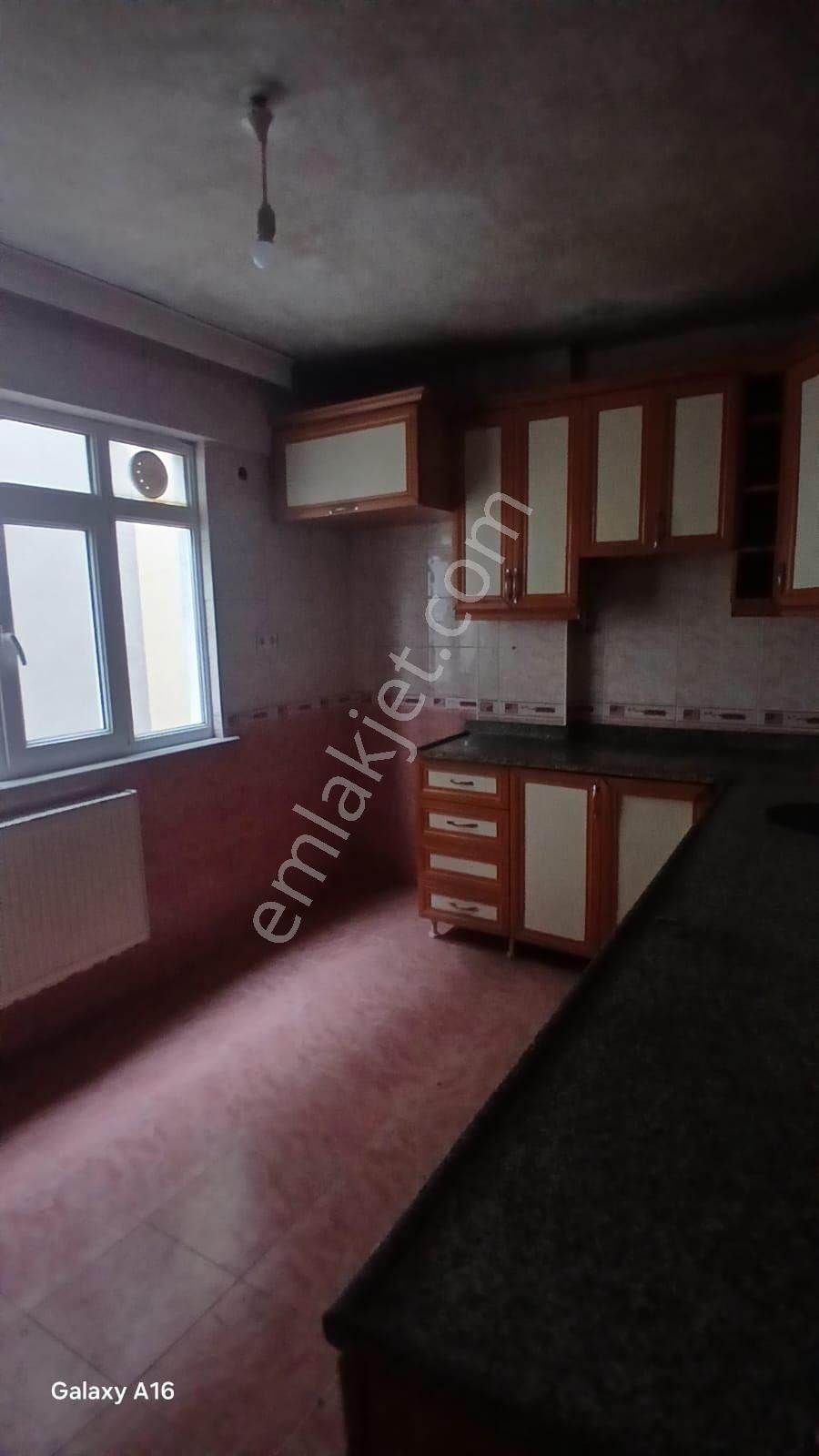 Esentepe Mah 125 M2 3. Kat 3+1 Kiralık Daire - Görsel 5