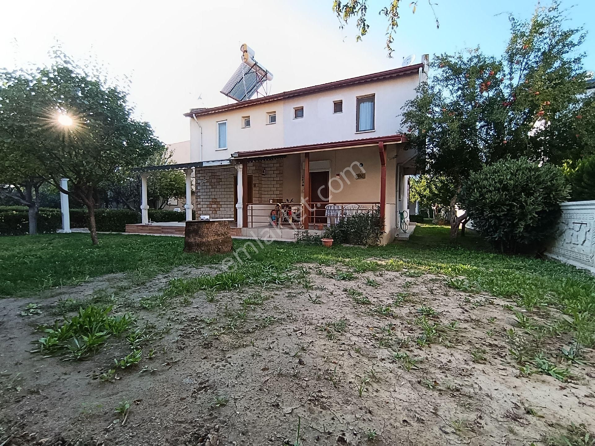 Taş Emlak'tan Altınovada Site İçinde Bakımlı Villa - Görsel 4
