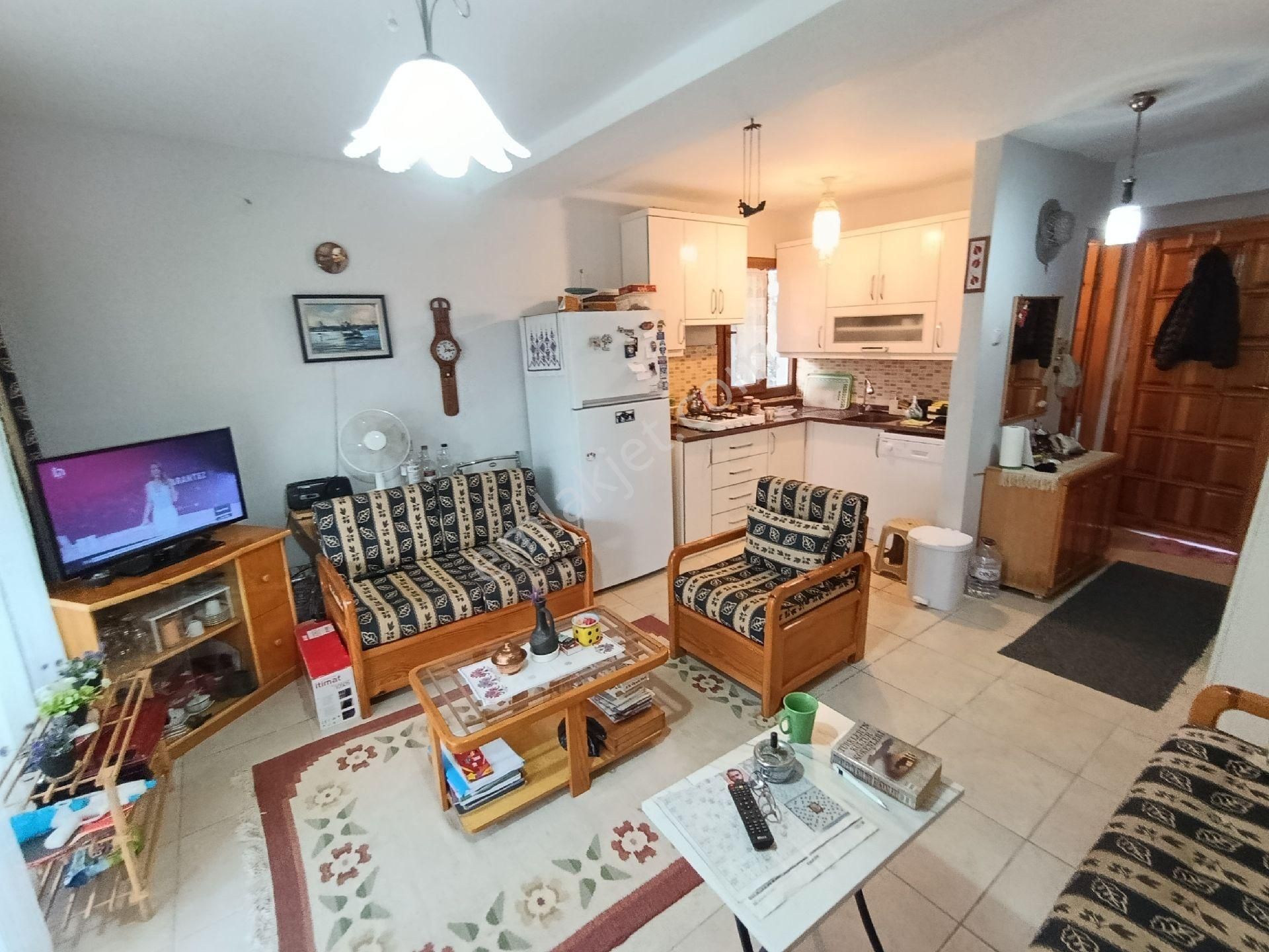 Taş Emlak'tan Altınovada Site İçinde Bakımlı Villa - Görsel 25