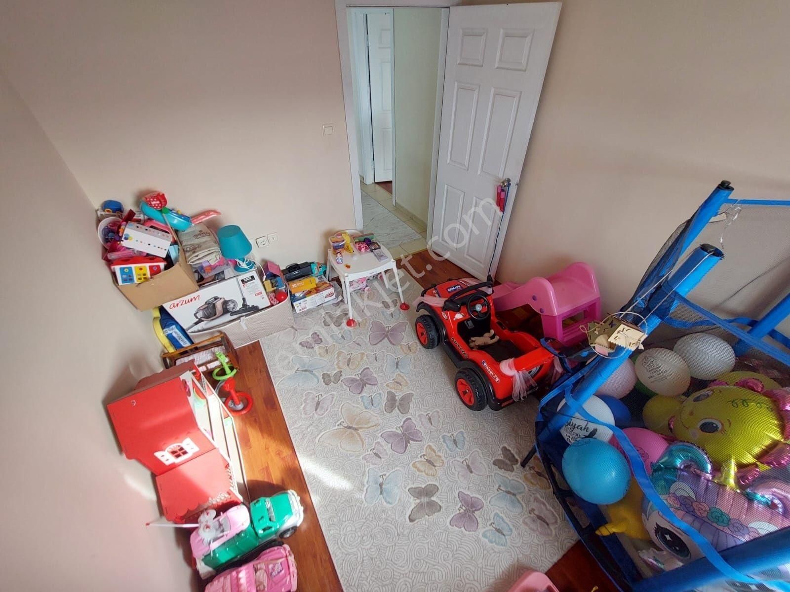 Bosna Caddesinde Asansörlü Uygun Fiyata Teras Bakmadan Geçme !!! - Görsel 18