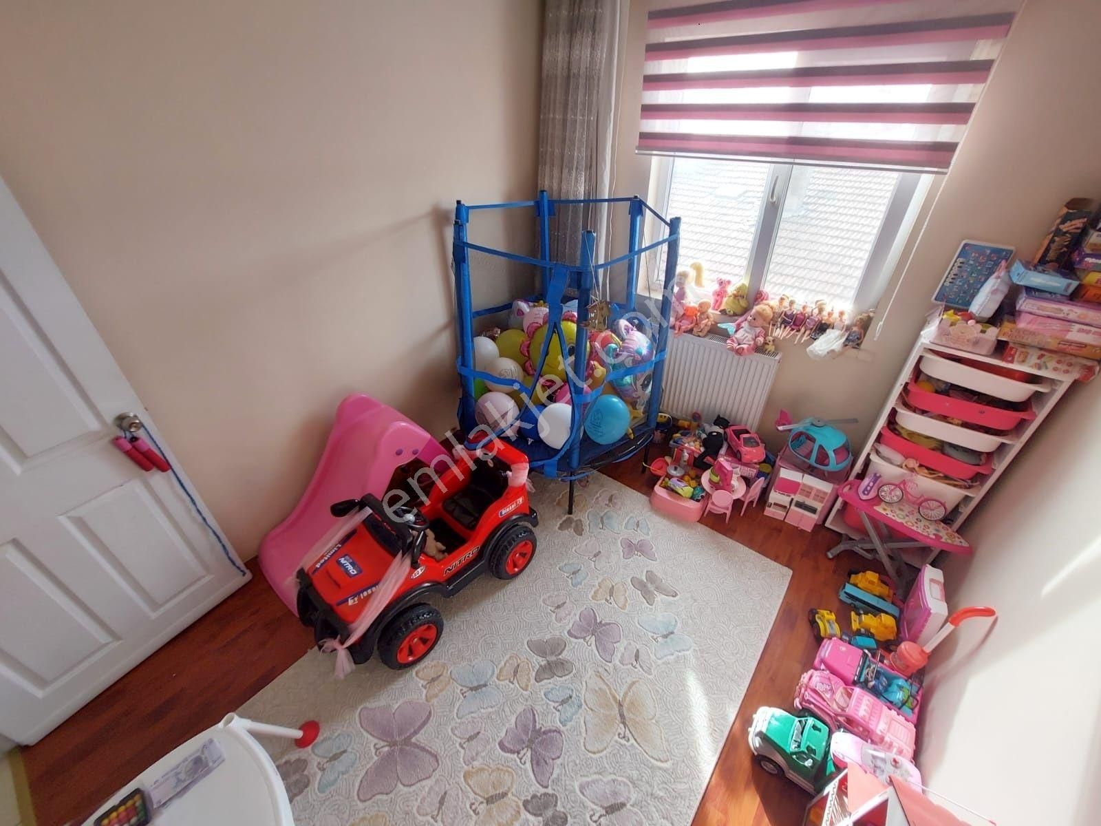 Bosna Caddesinde Asansörlü Uygun Fiyata Teras Bakmadan Geçme !!! - Görsel 29