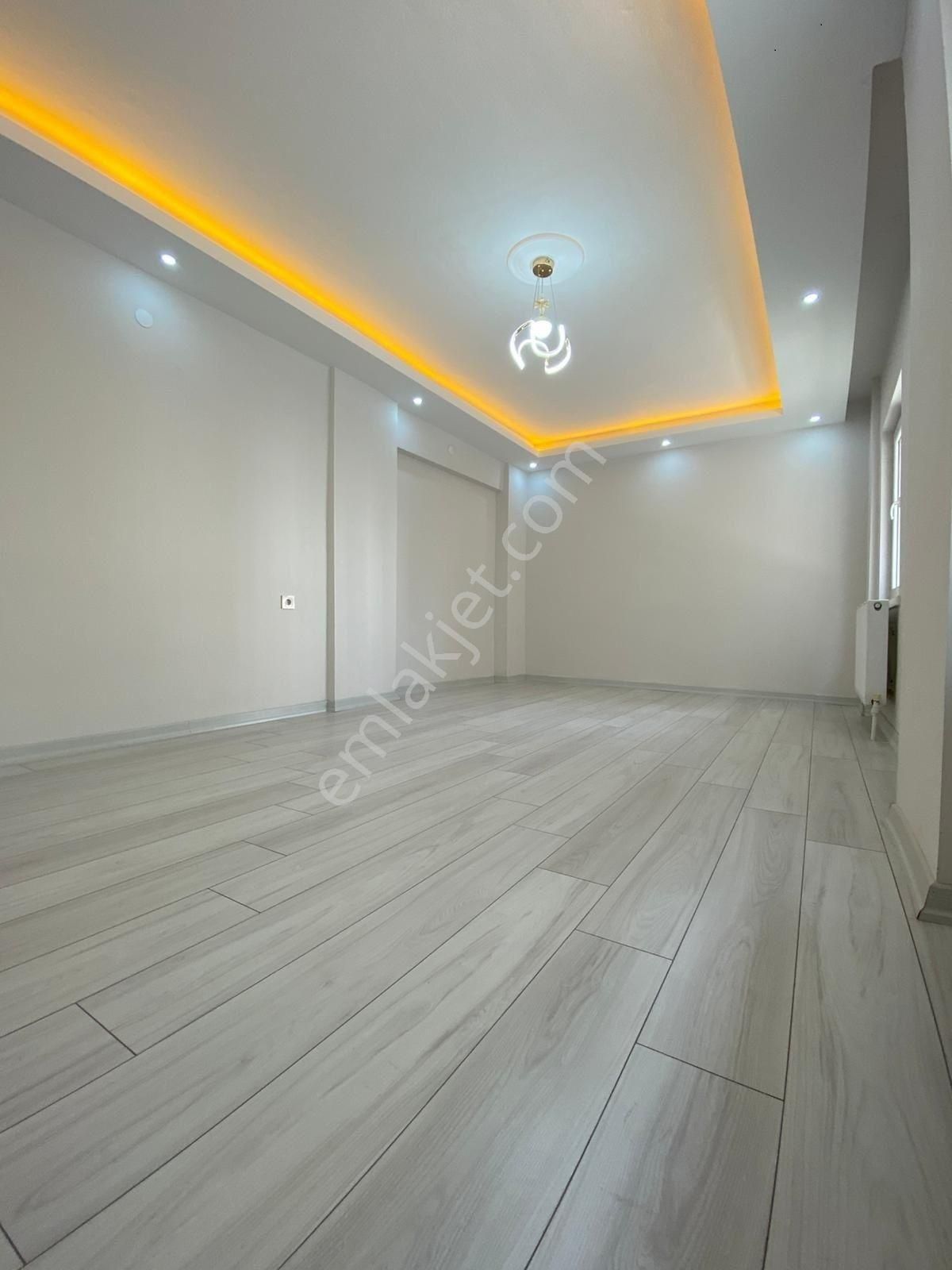 Plevne Mahallesinde Full Yapılı Bahçe Katı Daire !!! - Görsel 25