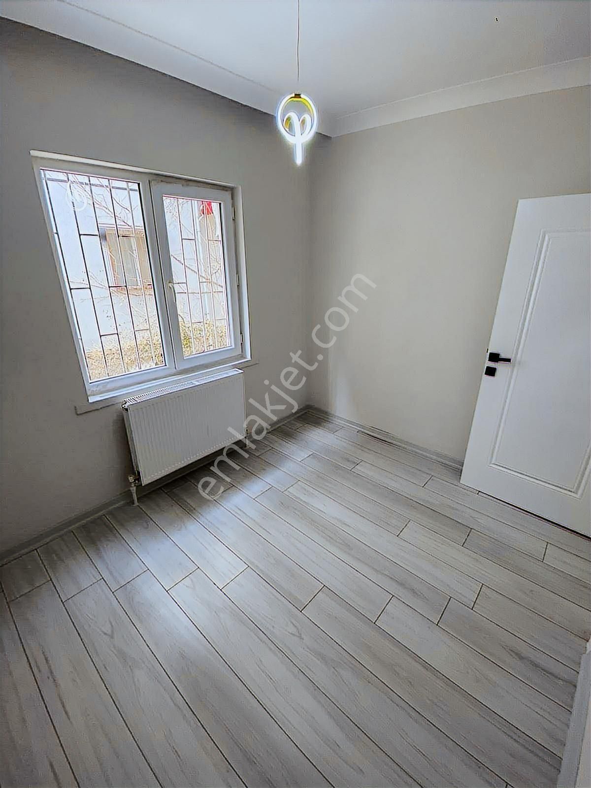 Plevne Mahallesinde Full Yapılı Bahçe Katı Daire !!! - Görsel 5