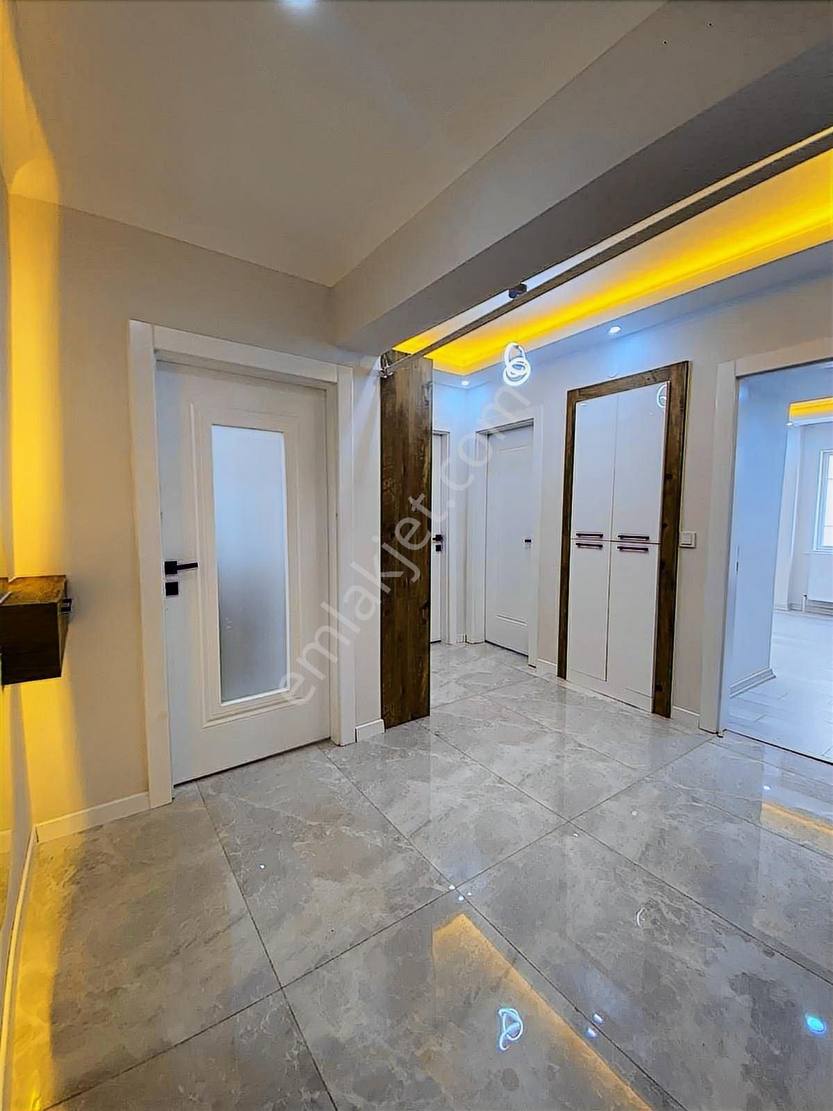 Plevne Mahallesinde Full Yapılı Bahçe Katı Daire !!! - Görsel 11