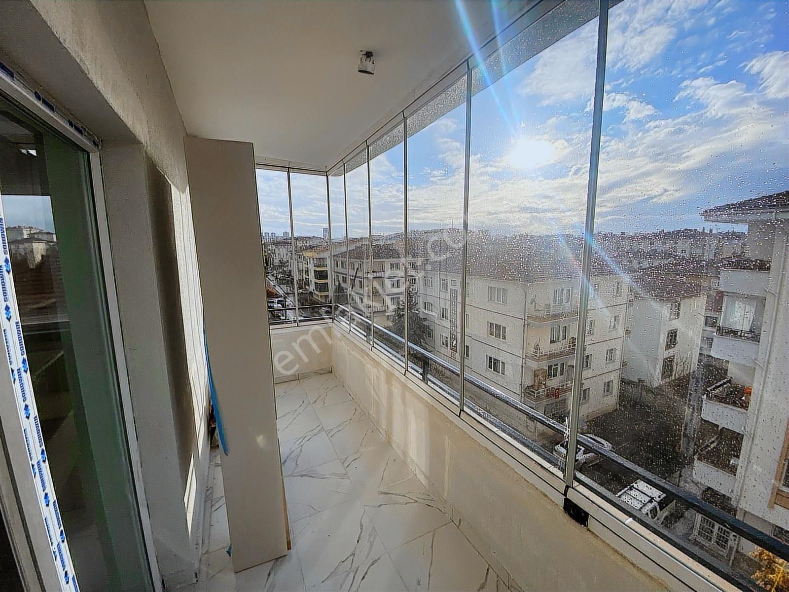 Akşemsettin Mahallesinde Full Yapılı Masrafsız Lux Daire !!! - Görsel 11