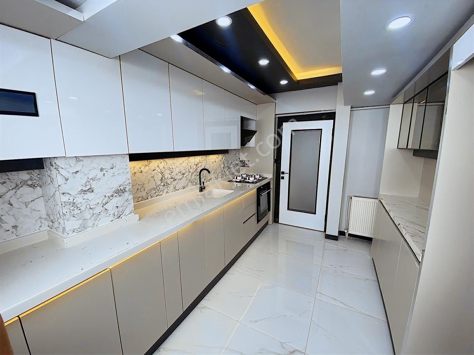 Akşemsettin Mahallesinde Full Yapılı Masrafsız Lux Daire !!! - Görsel 20