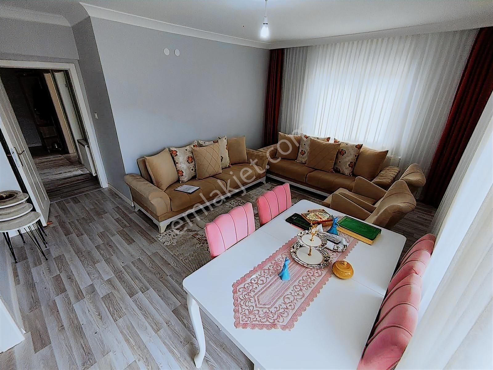 Sincan Osmanlı Mahallesinde Ara Katta Full Yapılı Daire Fırsat !