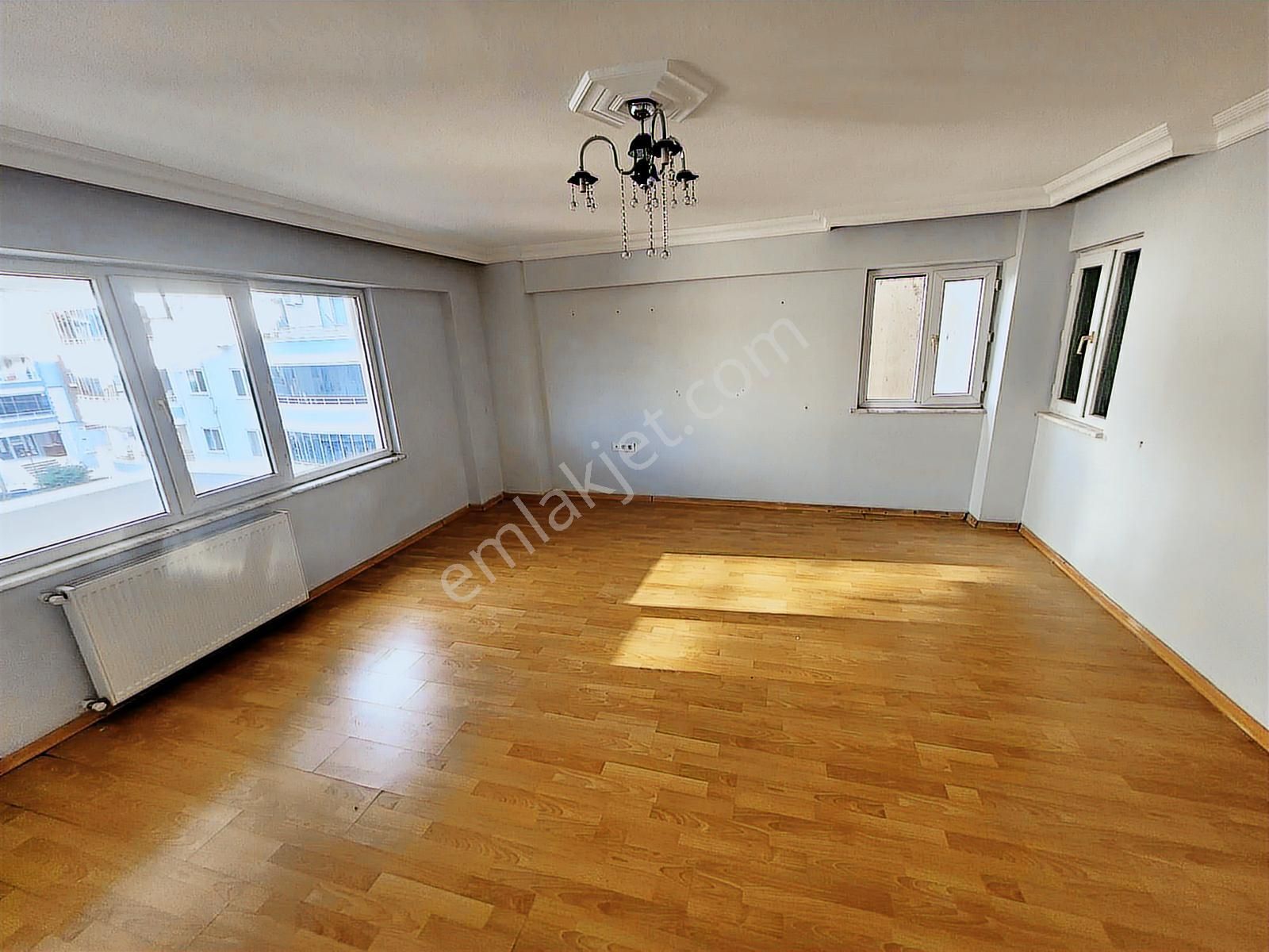 Edremit Merkezde Ara Kat Adliye Karşısı Satılık 2+1 Daire - Görsel 7