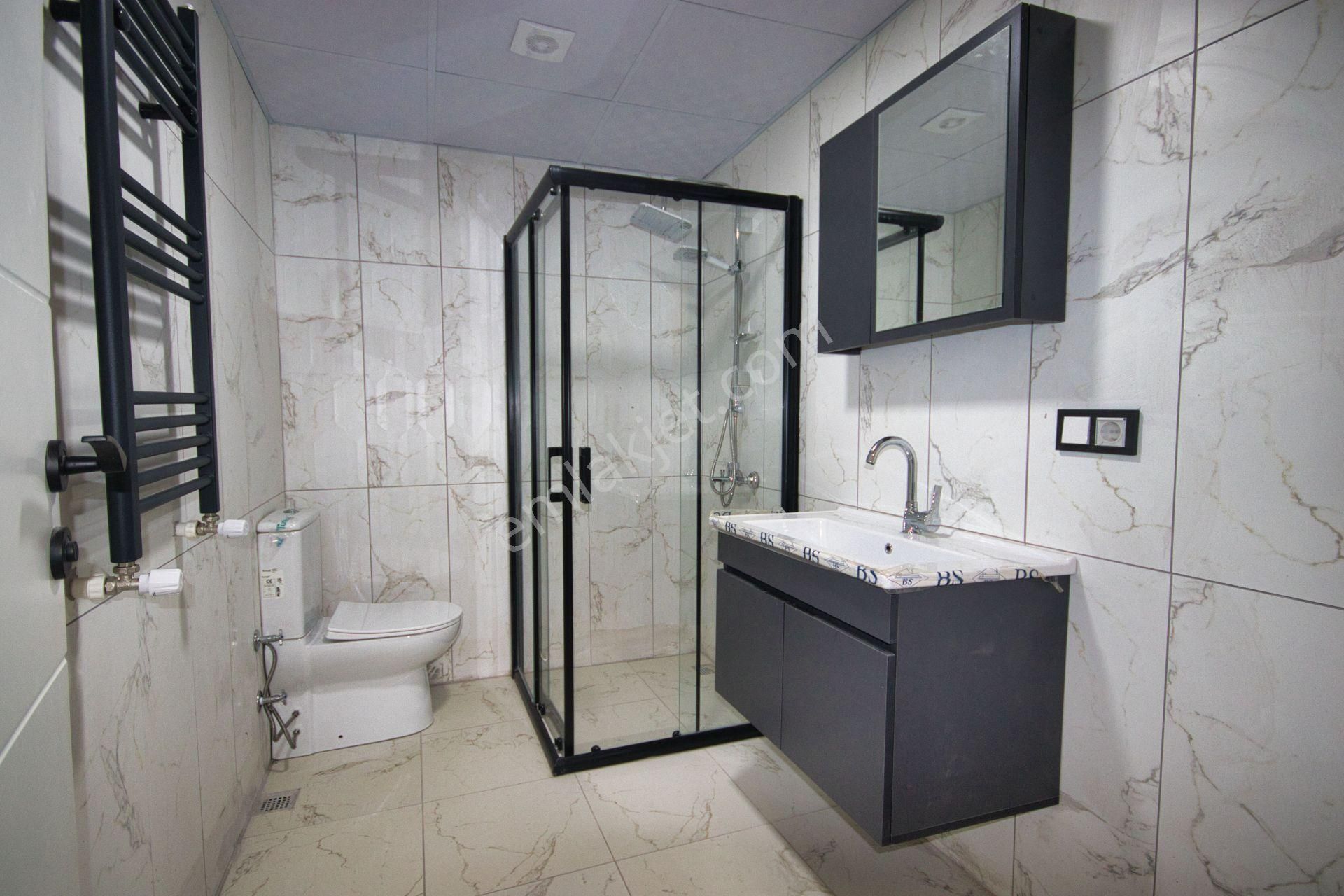 🛑🛑aktif'ten Tuzcumuratta Satılık Eşyalı Şık Tasarımlı Kapalı Otoparklı Ferah 1+1 Daire - Görsel 16