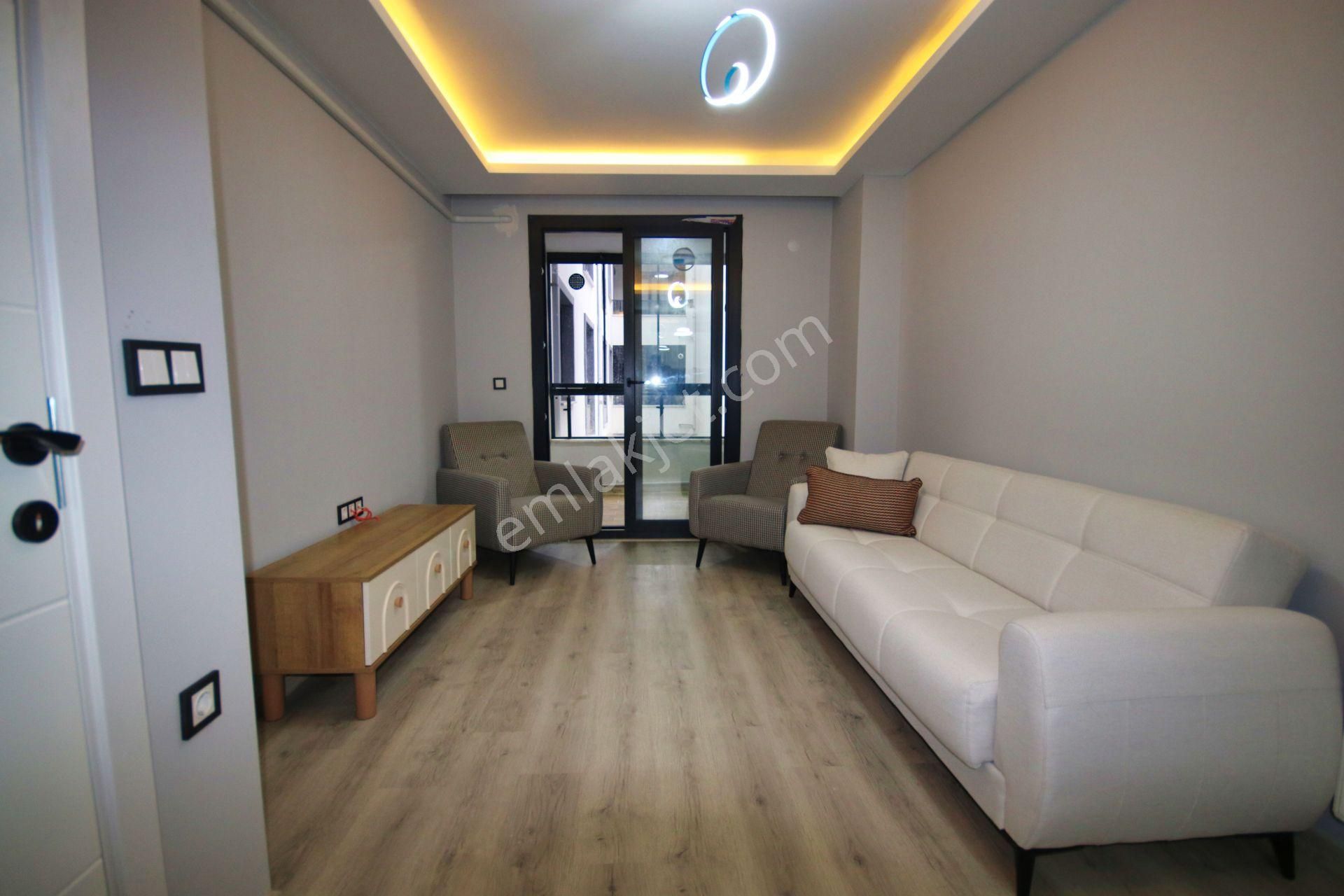 🛑🛑aktif'ten Tuzcumuratta Satılık Eşyalı Şık Tasarımlı Kapalı Otoparklı Ferah 1+1 Daire - Görsel 4