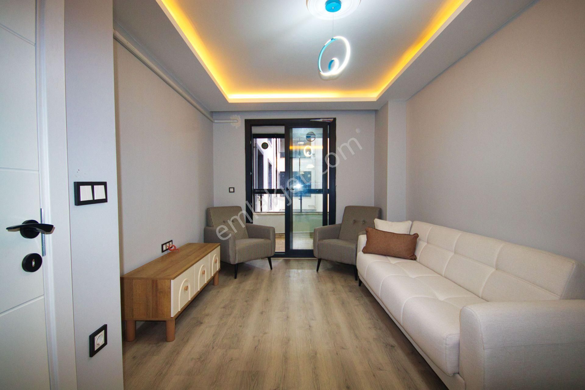 🛑🛑aktif'ten Tuzcumuratta Satılık Eşyalı Şık Tasarımlı Kapalı Otoparklı Ferah 1+1 Daire - Görsel 2